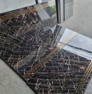 Gạch Lát Cầu Thang 47X120 Tại Q7