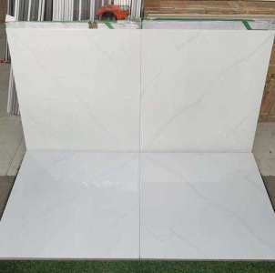 Tham Khảo Địa Chỉ Chuyên Cung Cấp Đá Bóng Kiếng Toàn Phần